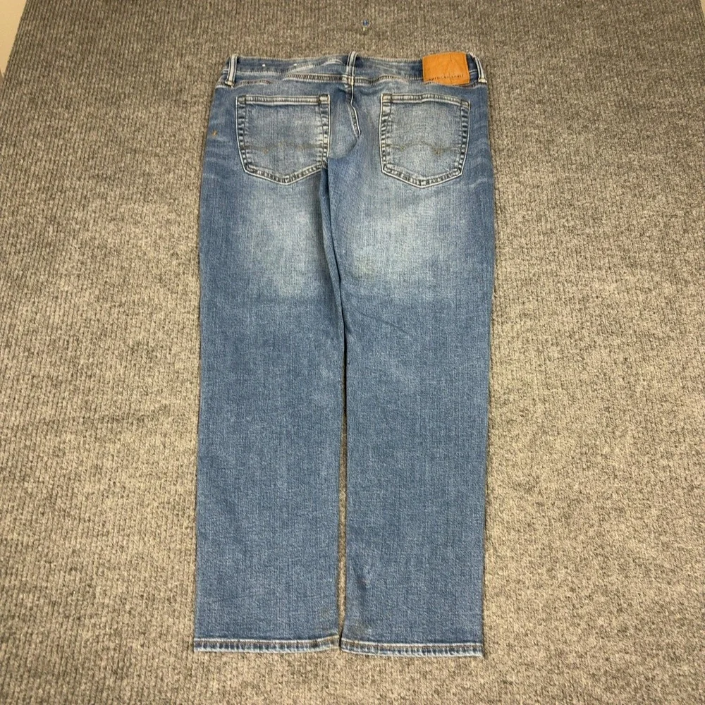 American Eagle Jeans Mens 33x30 Blue Airflex+ Stretch Medium Wash‎ Tapered Leg